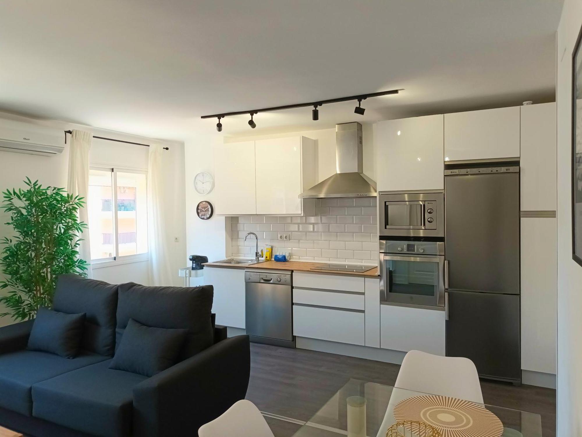 Apartamento Vacacional Cuarteles Málaga Exteriör bild